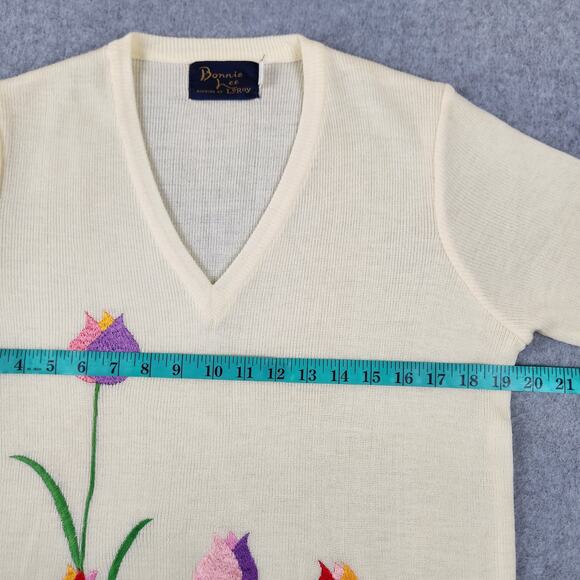 Vintage Bonnie Lee by Leroy Sweater Women Size 40 Yellow Floral Embroider V Neck - Picture 6 of 8